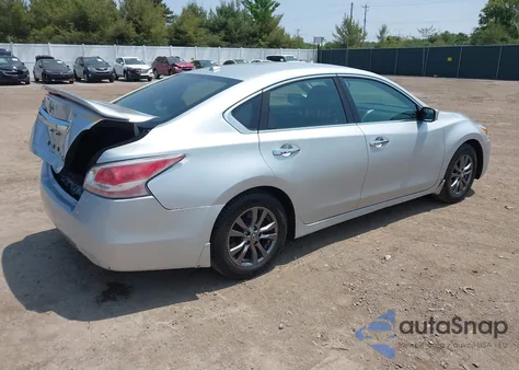 2015 Nissan Altima 2.5/S/Sv/Sl from USA, damaged, VIN 1N4AL3AP3FC594105